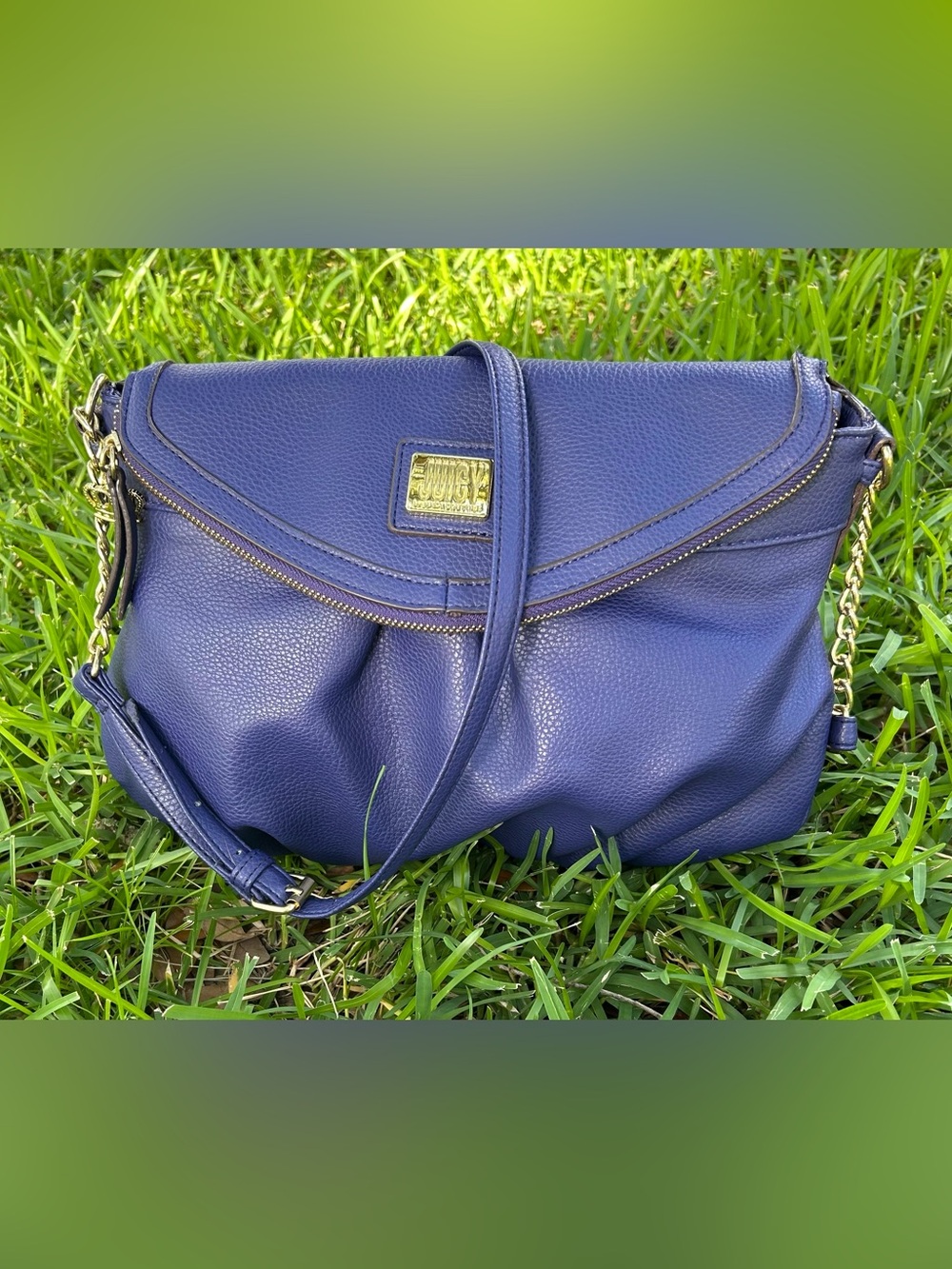 Y2K Juicy Couture Purple Pebbled Shoulder Bag with Gold Hardware